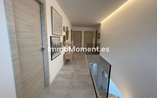 Resale - Detached villa - Inland  - Coín