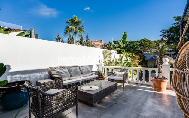 Resale - Detached villa - Marbella - Nueva Andalucía