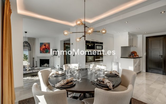 Resale - Detached villa - Marbella - Nueva Andalucía