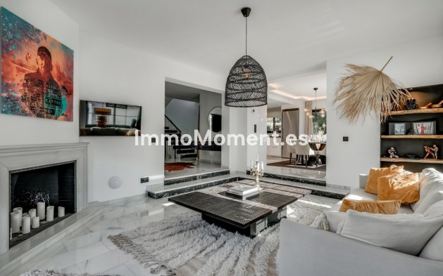 Resale - Detached villa - Marbella - Nueva Andalucía