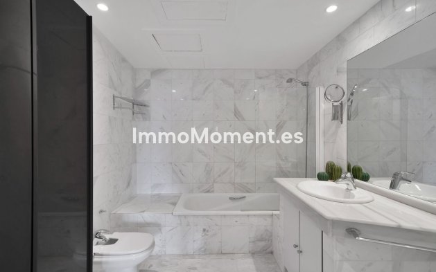 Revente - Appartement - Marbella - La Mairena