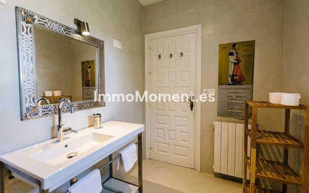Wiederverkauf - Freistehende Villa - Marbella - Carib Playa
