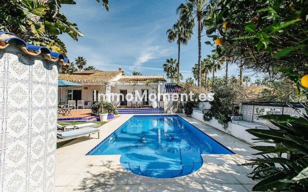Wiederverkauf - Freistehende Villa - Marbella - Carib Playa