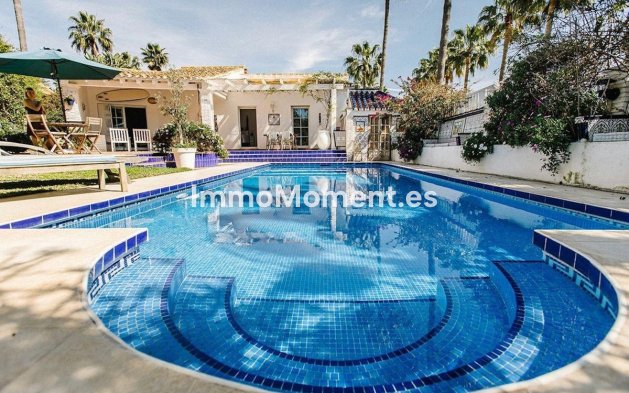 Wiederverkauf - Freistehende Villa - Marbella - Carib Playa