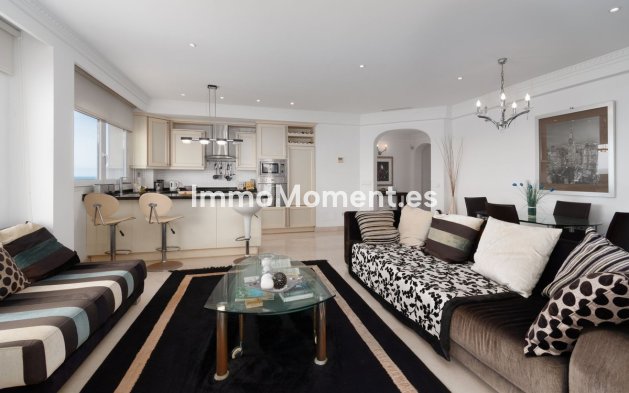 Resale - Apartment - Fuengirola - Fuengirola Centro