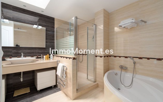 Resale - Apartment - Fuengirola - Fuengirola Centro