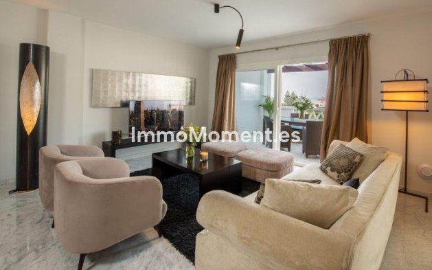 Resale - Apartment - Marbella - Puerto Banús