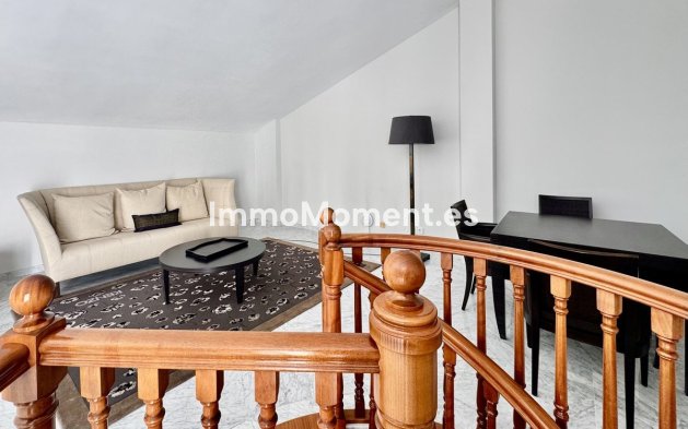 Resale - Apartment - Marbella - Puerto Banús