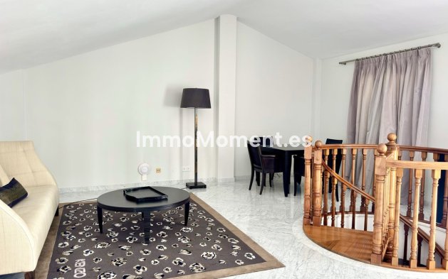 Resale - Apartment - Marbella - Puerto Banús