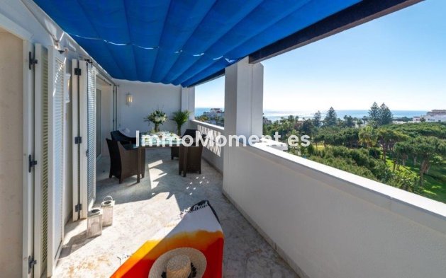 Resale - Apartment - Marbella - Puerto Banús