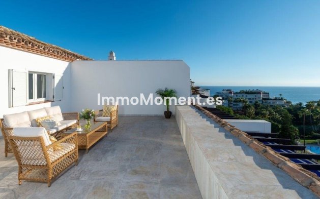Resale - Apartment - Marbella - Puerto Banús