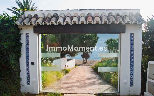Resale - Apartment - Marbella - Puerto Banús
