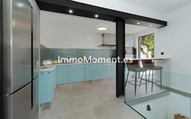 Reventa - Villa independiente - Benalmadena - Benalmadena Centro