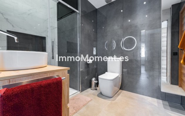 Reventa - Villa independiente - Benalmadena - Benalmadena Centro