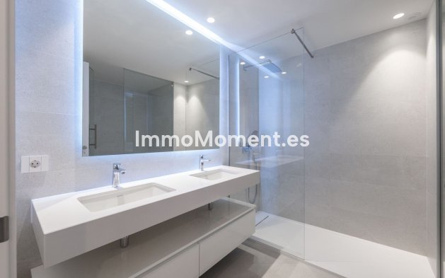 Wiederverkauf - Wohnung - Estepona  - Selwo