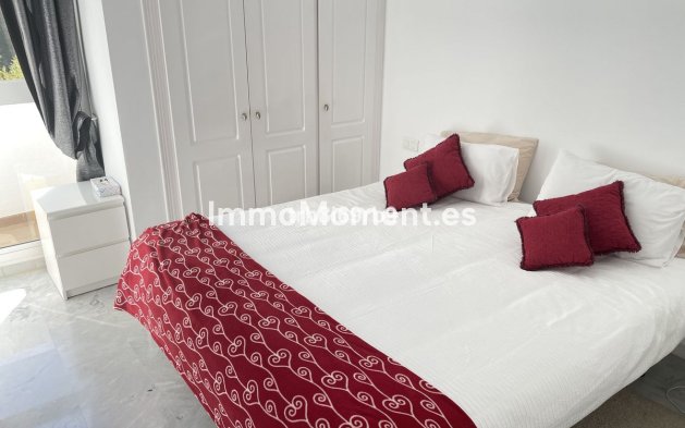 Wiederverkauf - Wohnung - Estepona  - Estepona Centro