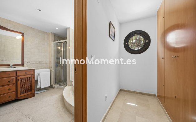 Resale - Detached villa - Marbella - Guadalmina Alta