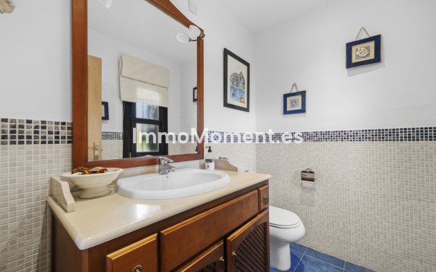 Resale - Detached villa - Marbella - Guadalmina Alta