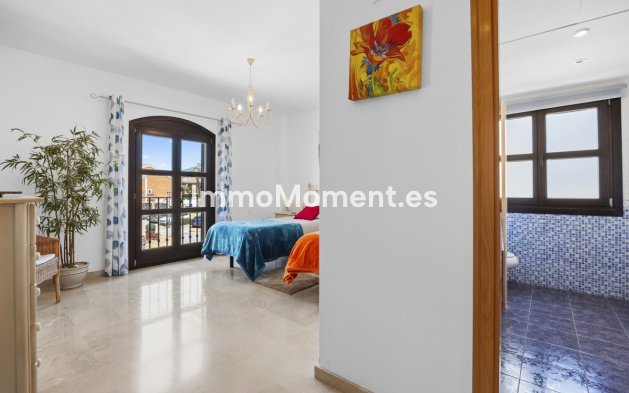 Resale - Detached villa - Marbella - Guadalmina Alta