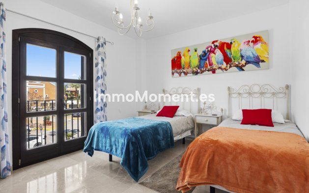 Resale - Detached villa - Marbella - Guadalmina Alta