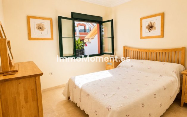 Wiederverkauf - Wohnung - Estepona  - Estepona Centro