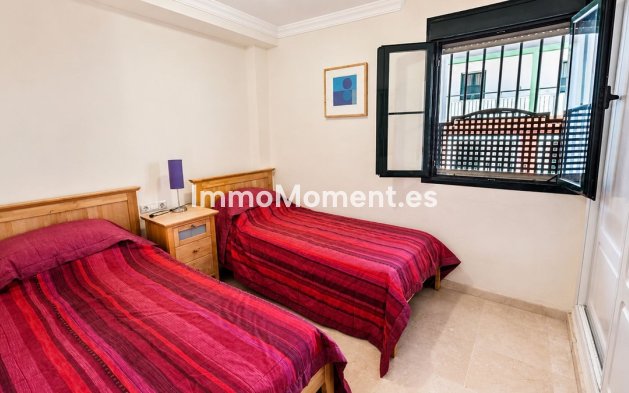 Wiederverkauf - Wohnung - Estepona  - Estepona Centro