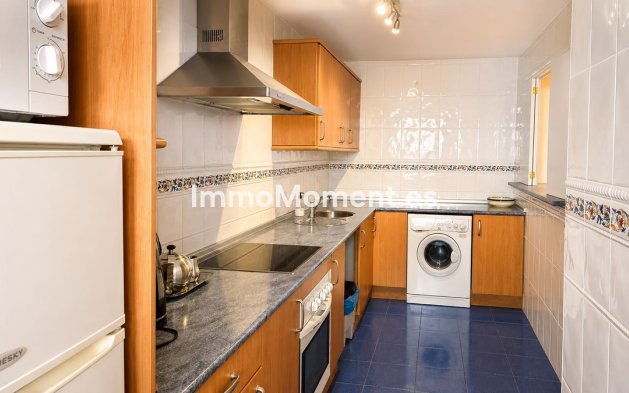 Wiederverkauf - Wohnung - Estepona  - Estepona Centro