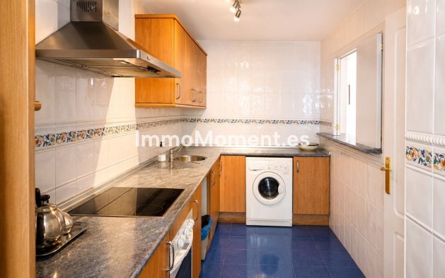 Wiederverkauf - Wohnung - Estepona  - Estepona Centro