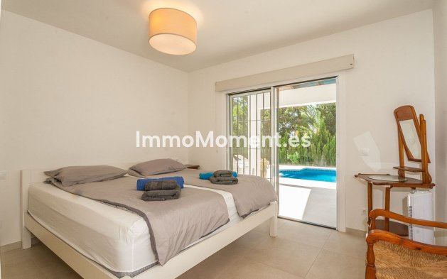 Wiederverkauf - Freistehende Villa - Marbella - Elviria