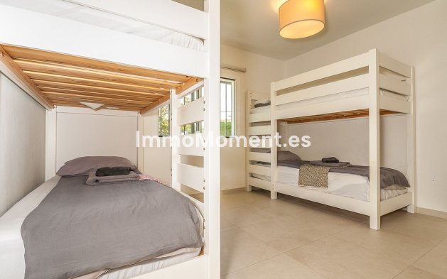 Wiederverkauf - Freistehende Villa - Marbella - Elviria