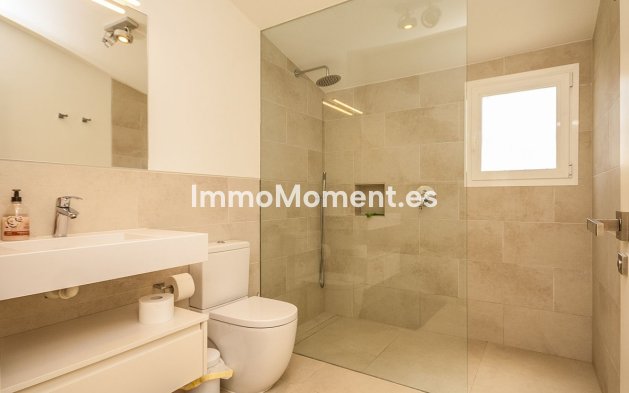 Wiederverkauf - Freistehende Villa - Marbella - Elviria