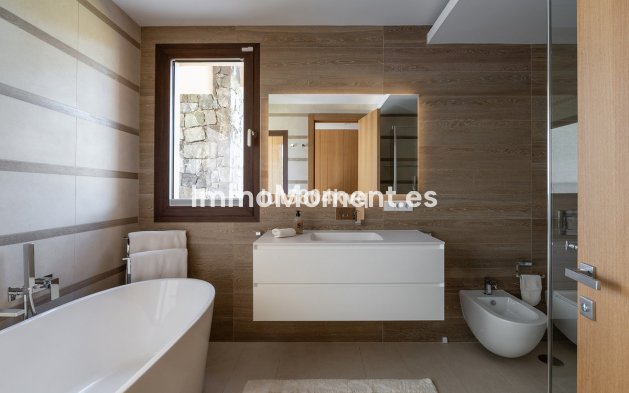 Reventa - Apartamento - Benahavís - Benahavís Centro