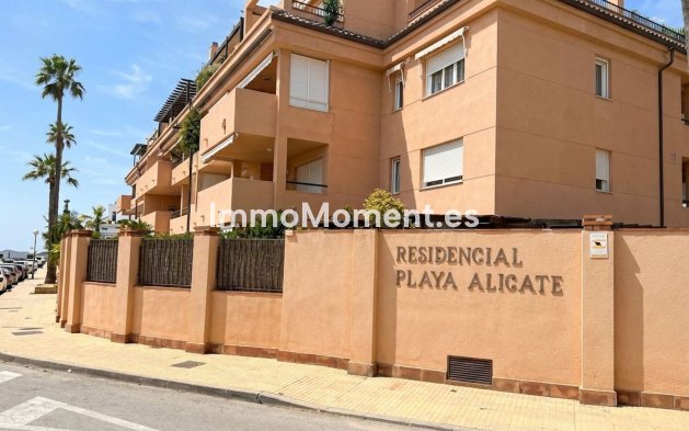 Resale - Apartment - Marbella - Las Chapas