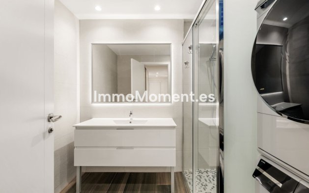 Revente - Appartement - Estepona  - Estepona Centro