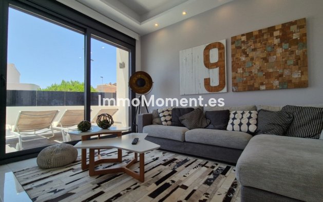Bestaande woning - Vrijstaande villa - Torrevieja - Torrevieja Centro