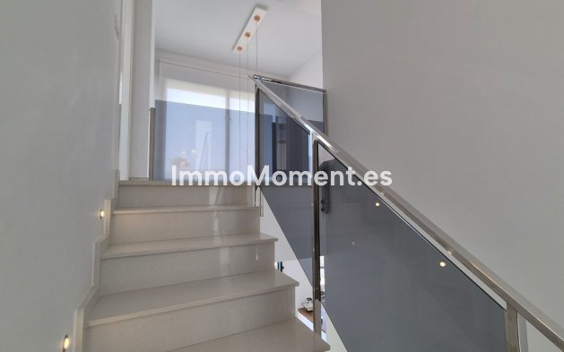 Bestaande woning - Vrijstaande villa - Torrevieja - Torrevieja Centro