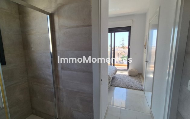 Bestaande woning - Vrijstaande villa - Torrevieja - Torrevieja Centro