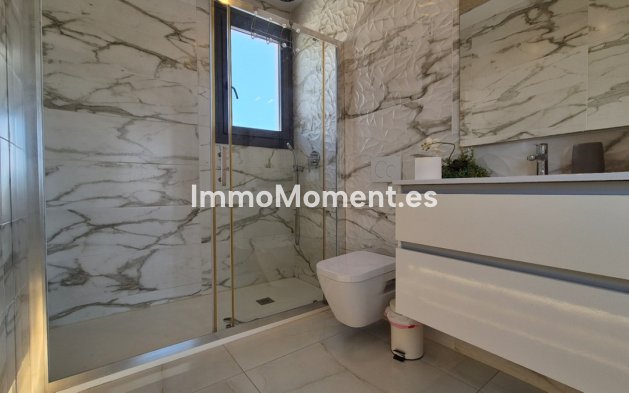 Bestaande woning - Vrijstaande villa - Torrevieja - Torrevieja Centro