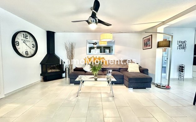 Bestaande woning - Vrijstaande villa - Catral - Catral Centro