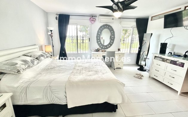 Bestaande woning - Vrijstaande villa - Catral - Catral Centro