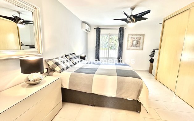 Bestaande woning - Vrijstaande villa - Catral - Catral Centro