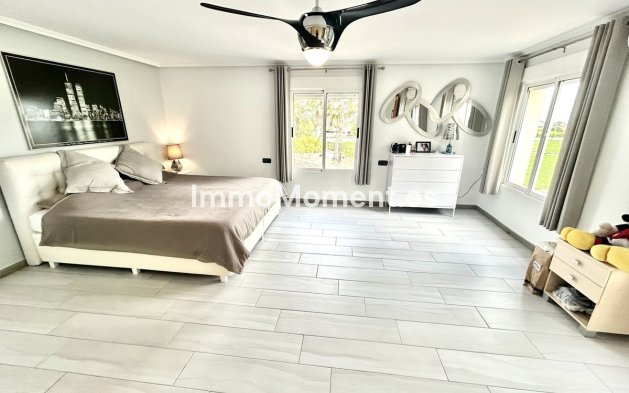 Bestaande woning - Vrijstaande villa - Catral - Catral Centro