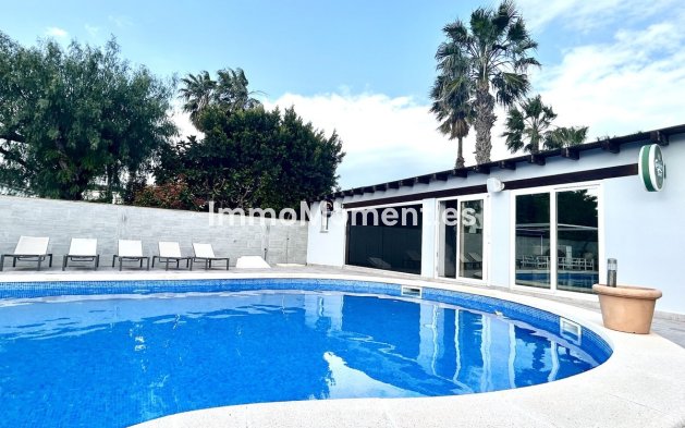 Bestaande woning - Vrijstaande villa - Catral - Catral Centro