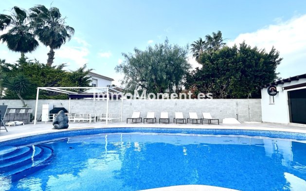 Bestaande woning - Vrijstaande villa - Catral - Catral Centro