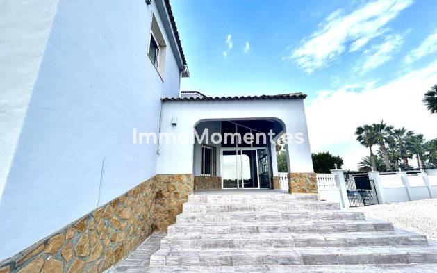 Bestaande woning - Vrijstaande villa - Catral - Catral Centro
