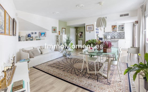 Revente - Appartement - Marbella - Nueva Andalucía