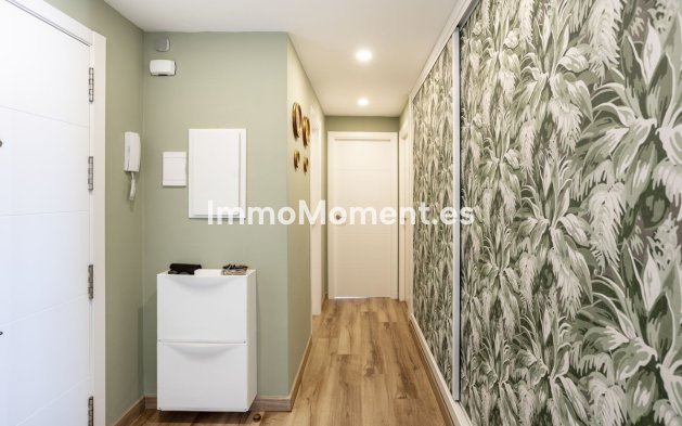 Revente - Appartement - Marbella - Nueva Andalucía