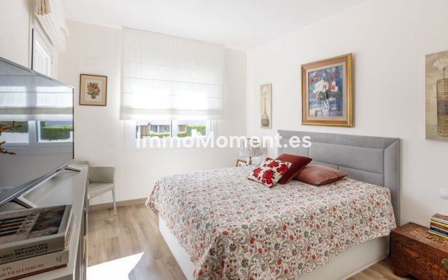 Revente - Appartement - Marbella - Nueva Andalucía