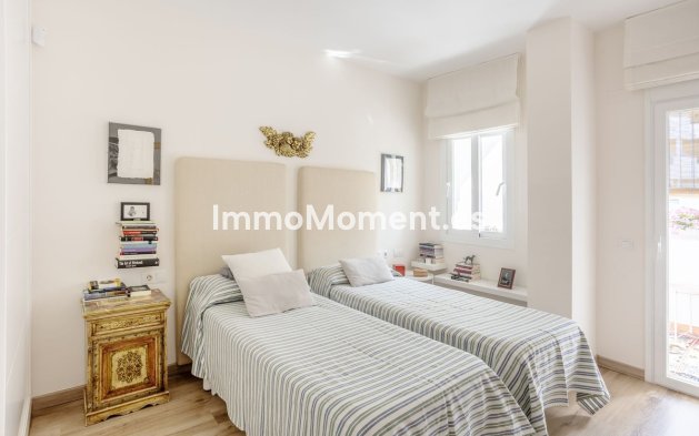 Revente - Appartement - Marbella - Nueva Andalucía