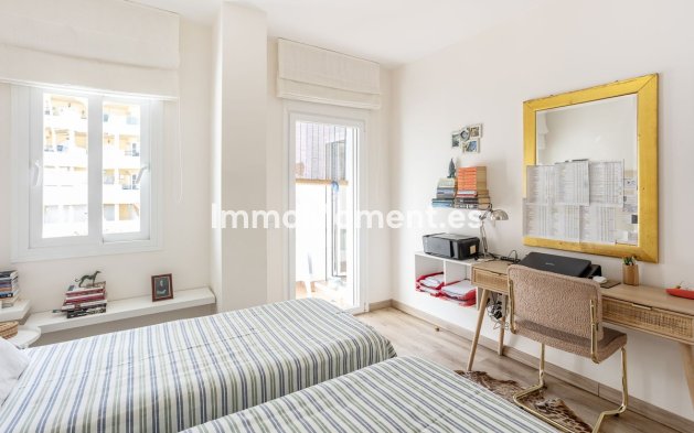 Revente - Appartement - Marbella - Nueva Andalucía
